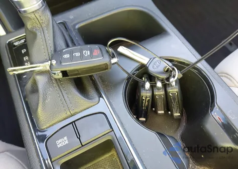 2017 Hyundai Sonata z USA, uszkodzony, nr VIN 5NPE24AF5HH574540